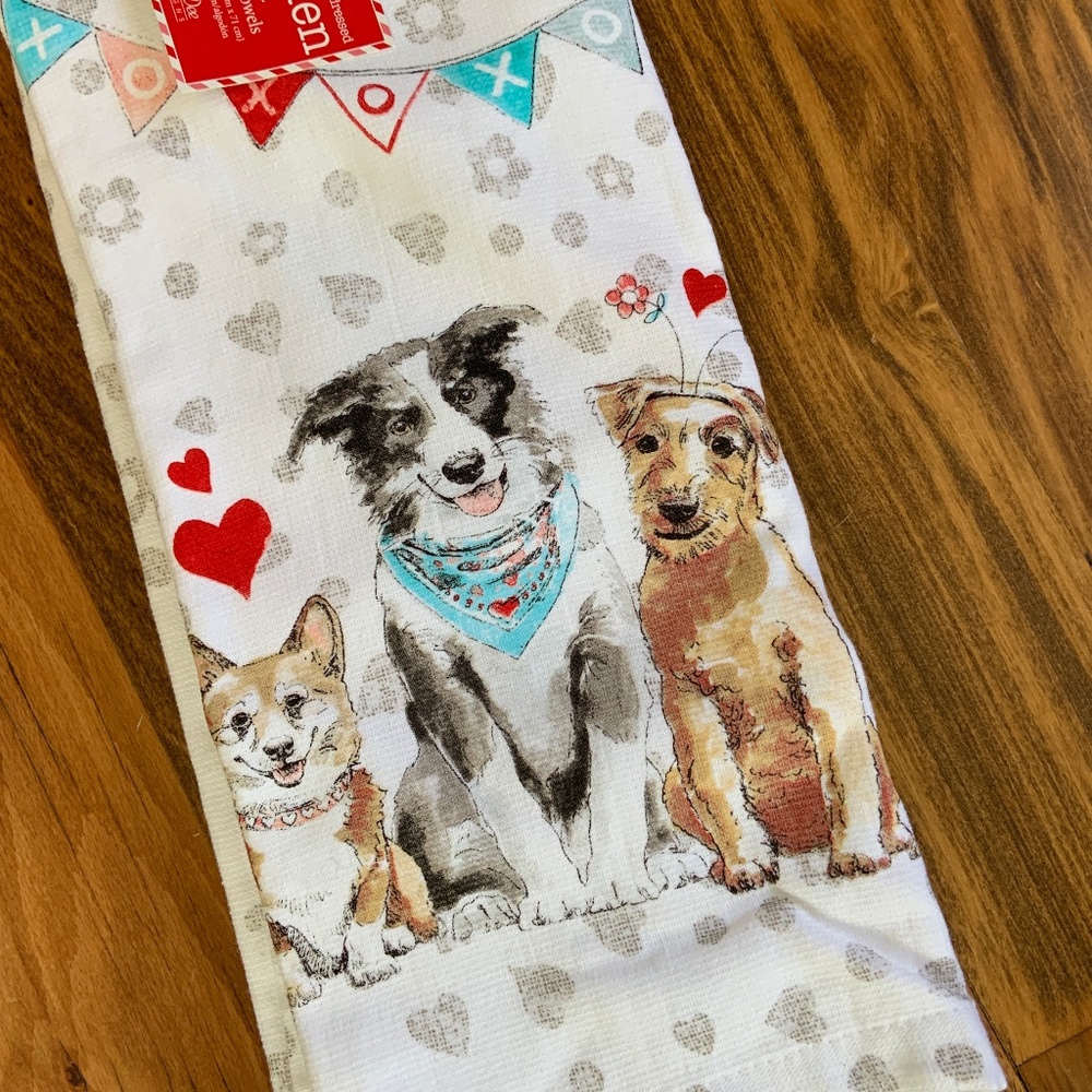 Valentine Dogs Kitchen Towel Set NWT